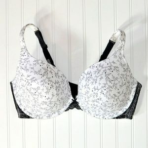 Cacique lane Bryant lace trim cotton plunge left